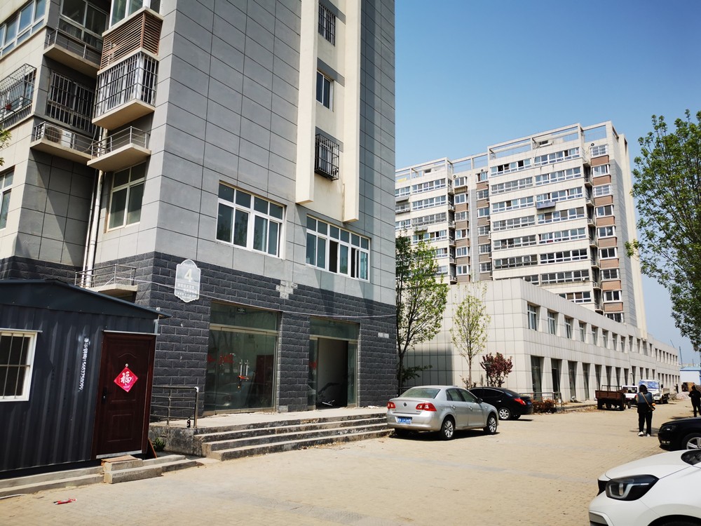 4号、2号楼的全景.jpg